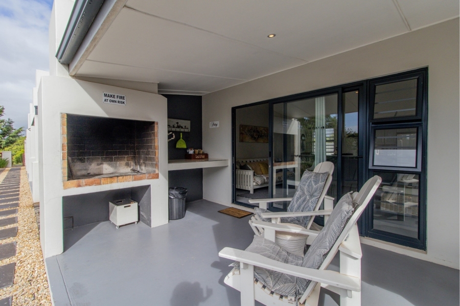 9 Bedroom Property for Sale in Olifantskop Western Cape